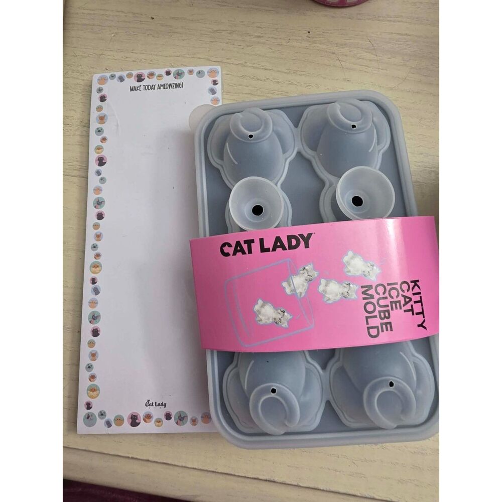 Cat Lady Gift Bundle Lot – Visor Luggage Tags Towels Wallet Stationery & More - Picture 2 of 11